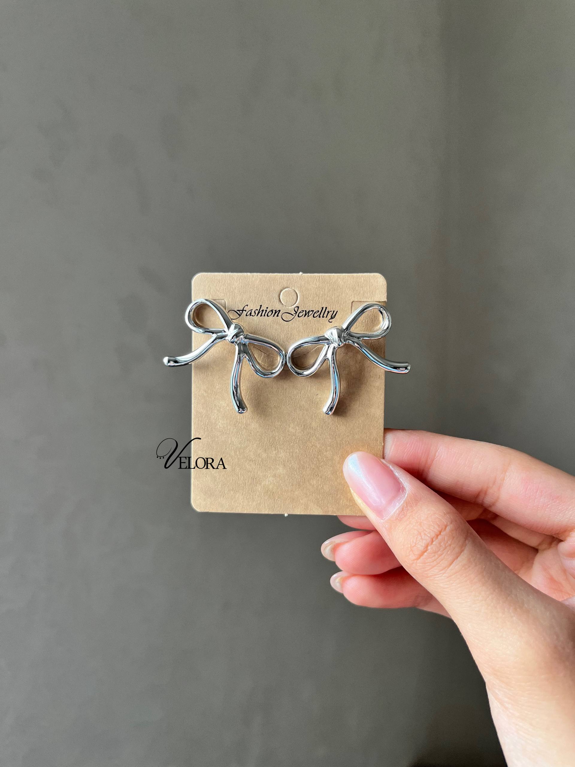 گوشواره تک جفتی پاپیون 🎀 (نقره‌ای طلایی)